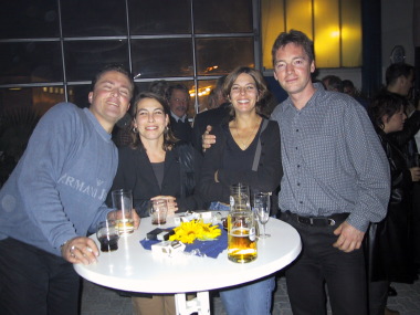 100-0023_aut